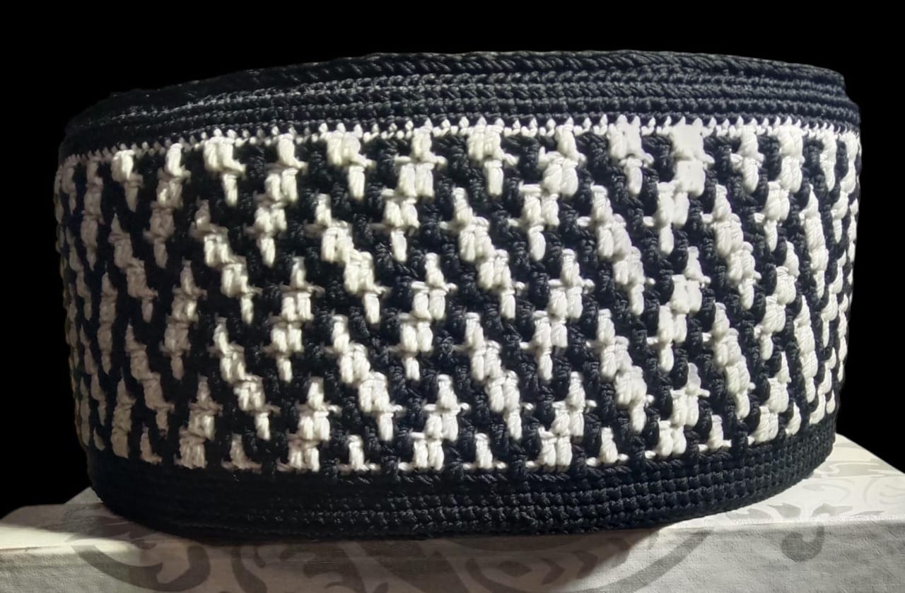 Eksklusivitas Kopiah Rajutan Handmade - Detail
